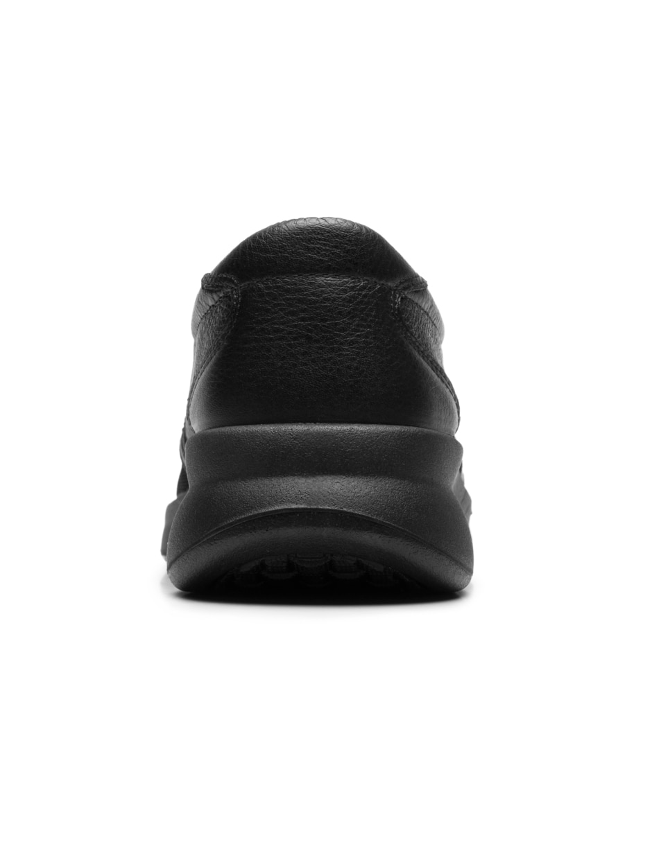 Mocasín casual de piel para mujer 8