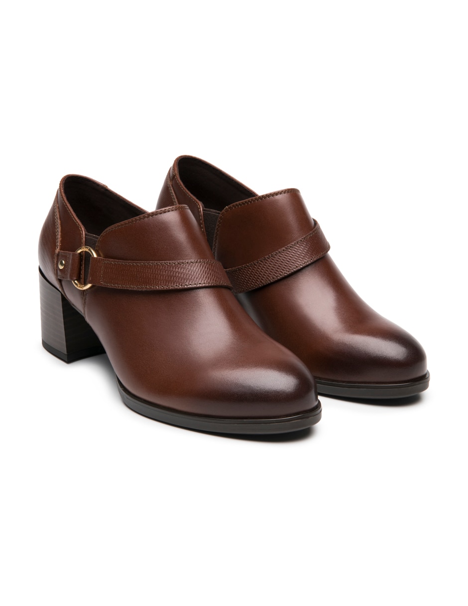 Zapato de piel para mujer 6
