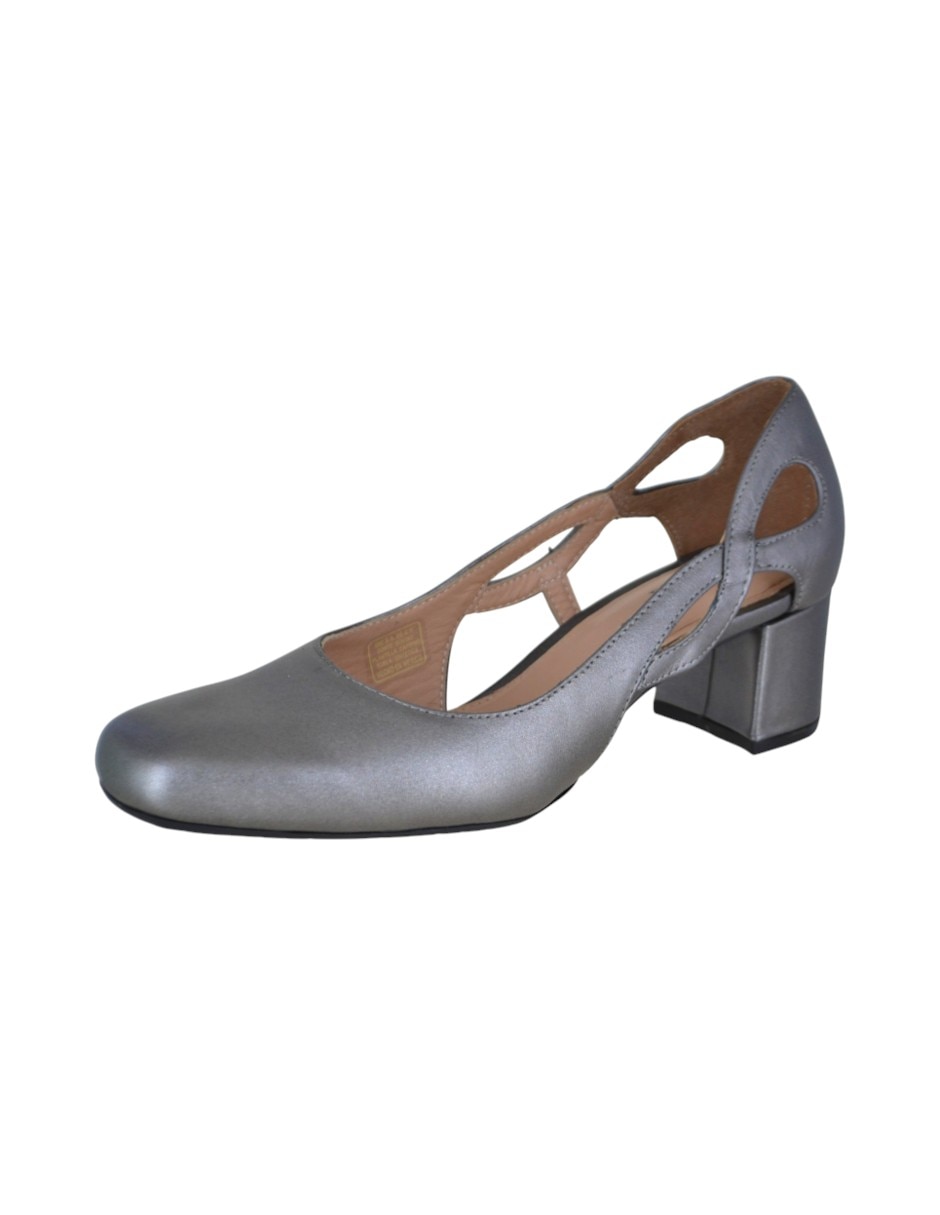 Zapatilla de piel 2
