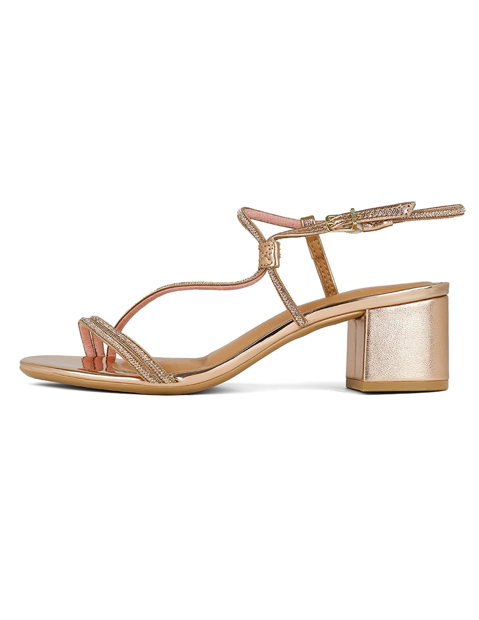 Sandalia RBCONFORTEC No aplica para mujer Sandalia RBCONFORTEC No aplica para mujer