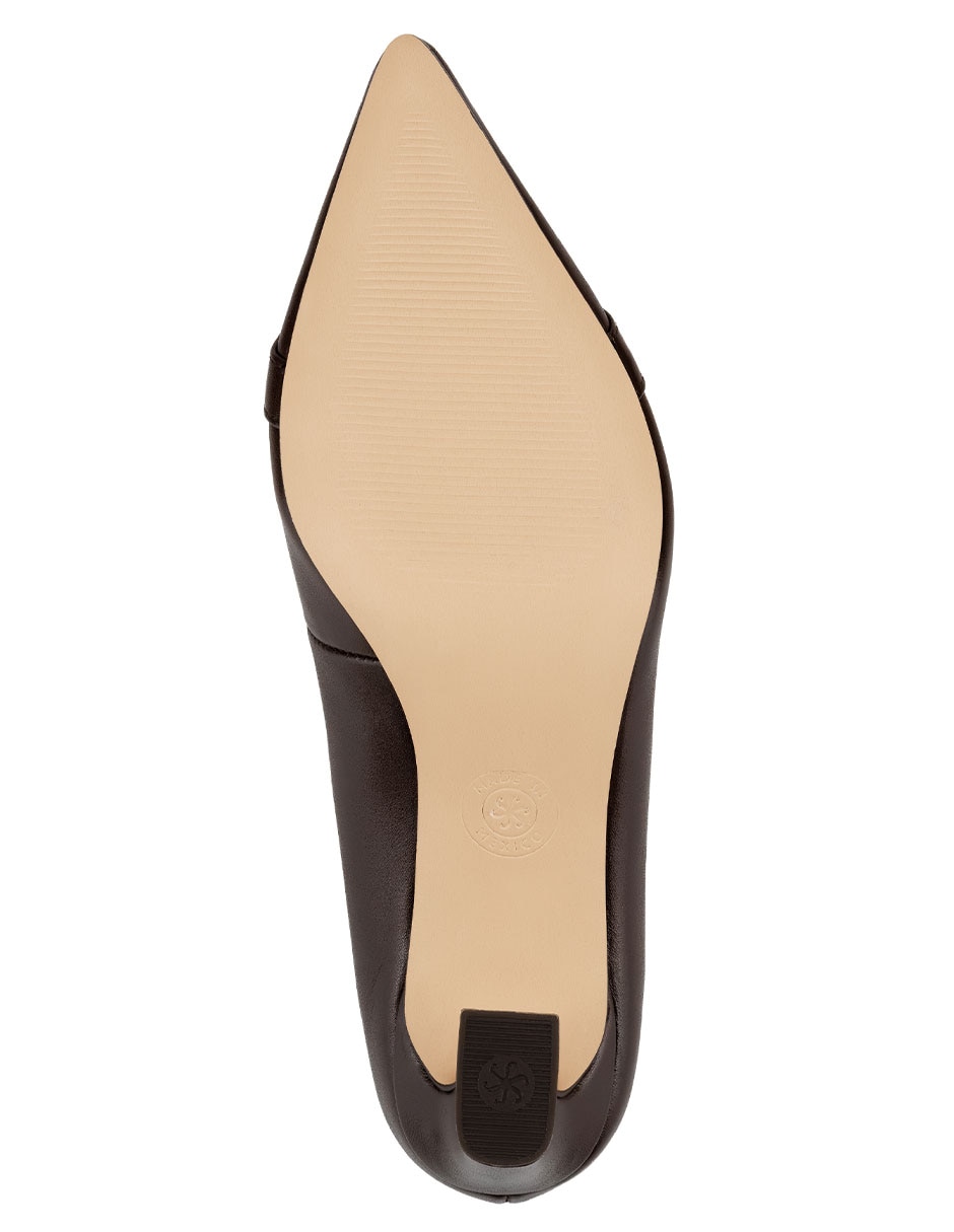 Zapatilla de piel 9