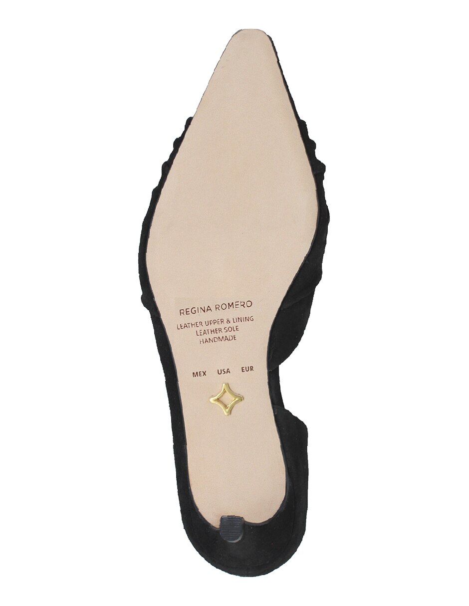 Zapatilla Gamuza 6