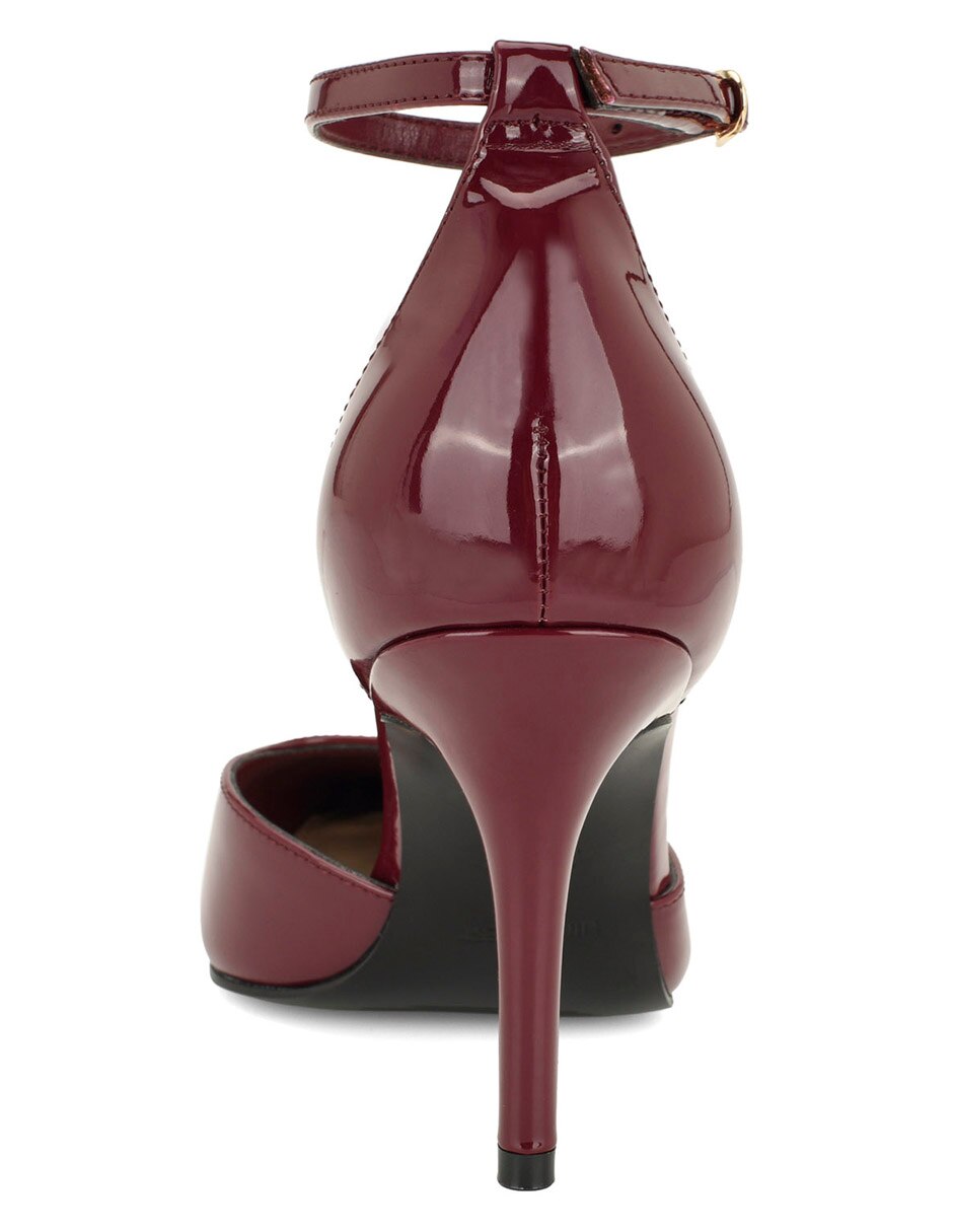 Zapatilla Charol Sin Familia 3