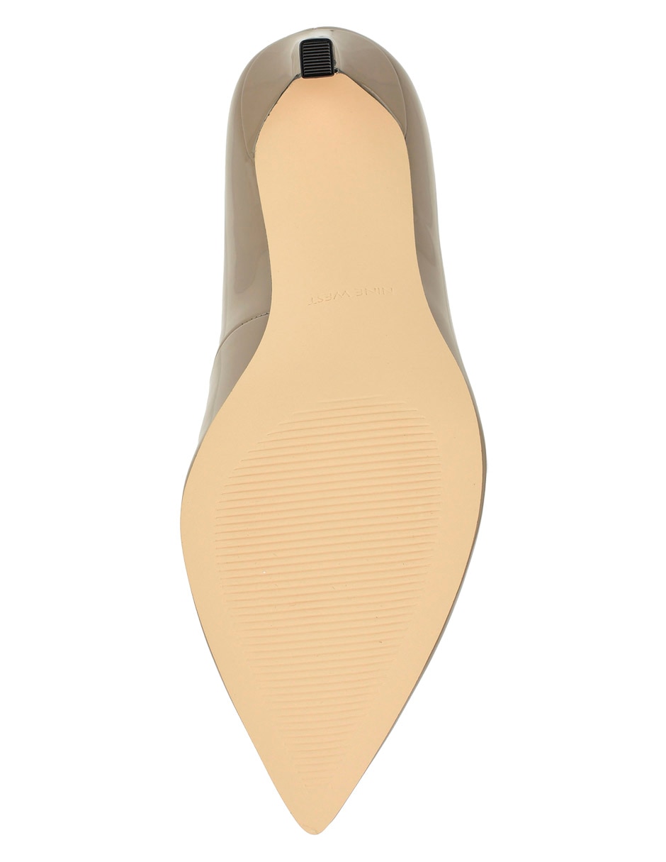 Zapatilla Charol Sin Familia 4