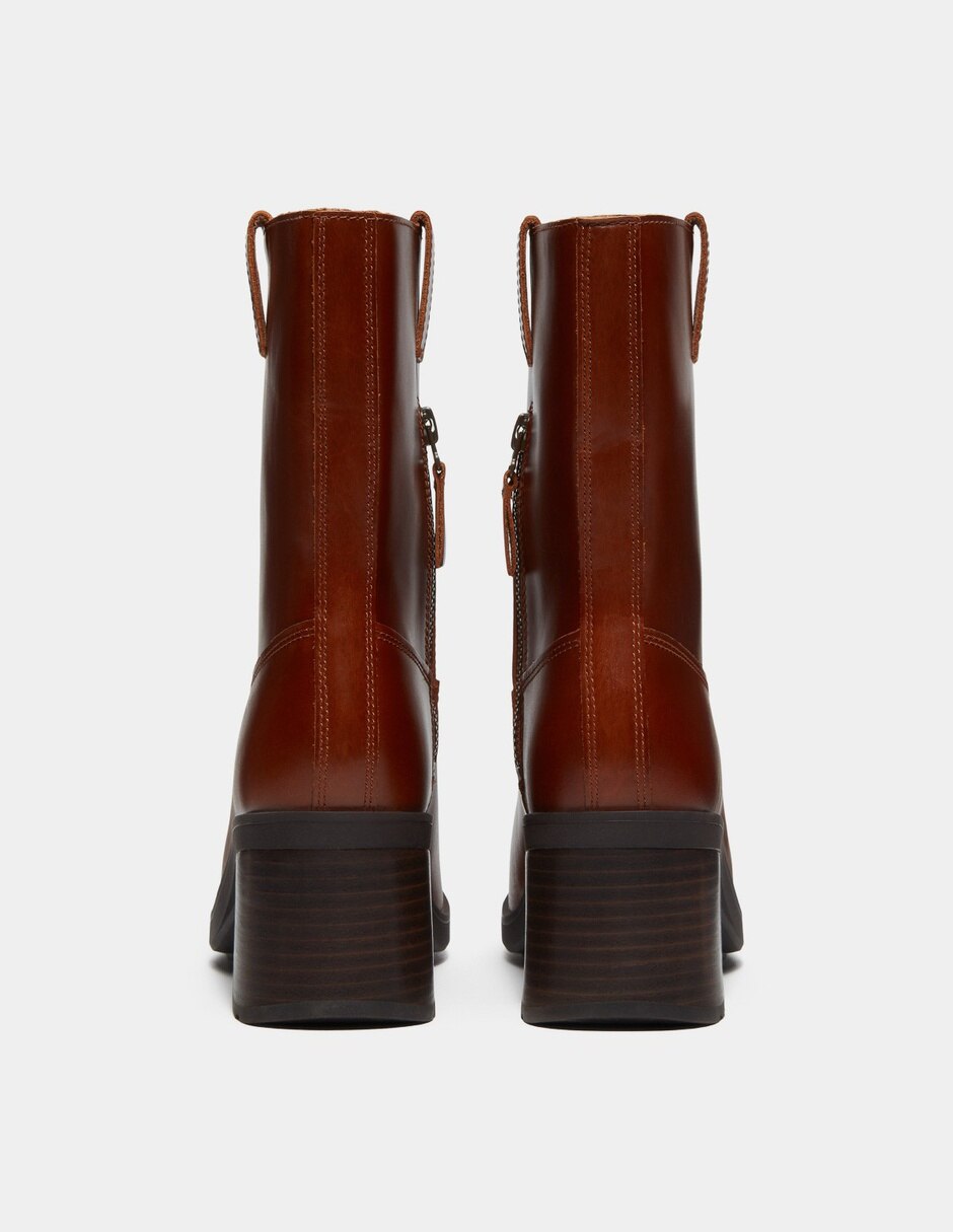 Bota Arriba del tobillo Botas Bellevaux con cierre lateral para Mujer Café TB0A2JNJEM6 de Piel para mujer 5