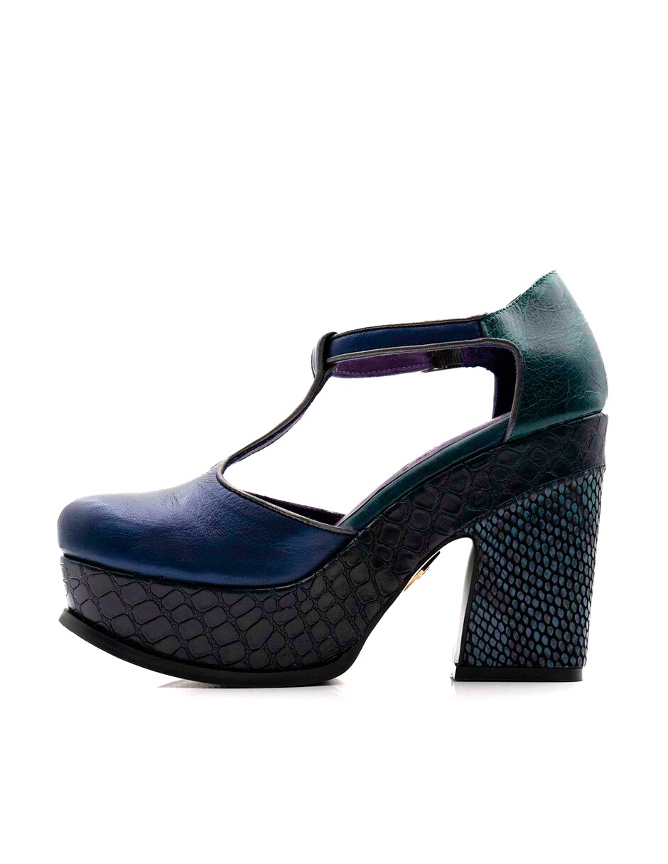 Zapatilla Piel Sin Familia 8