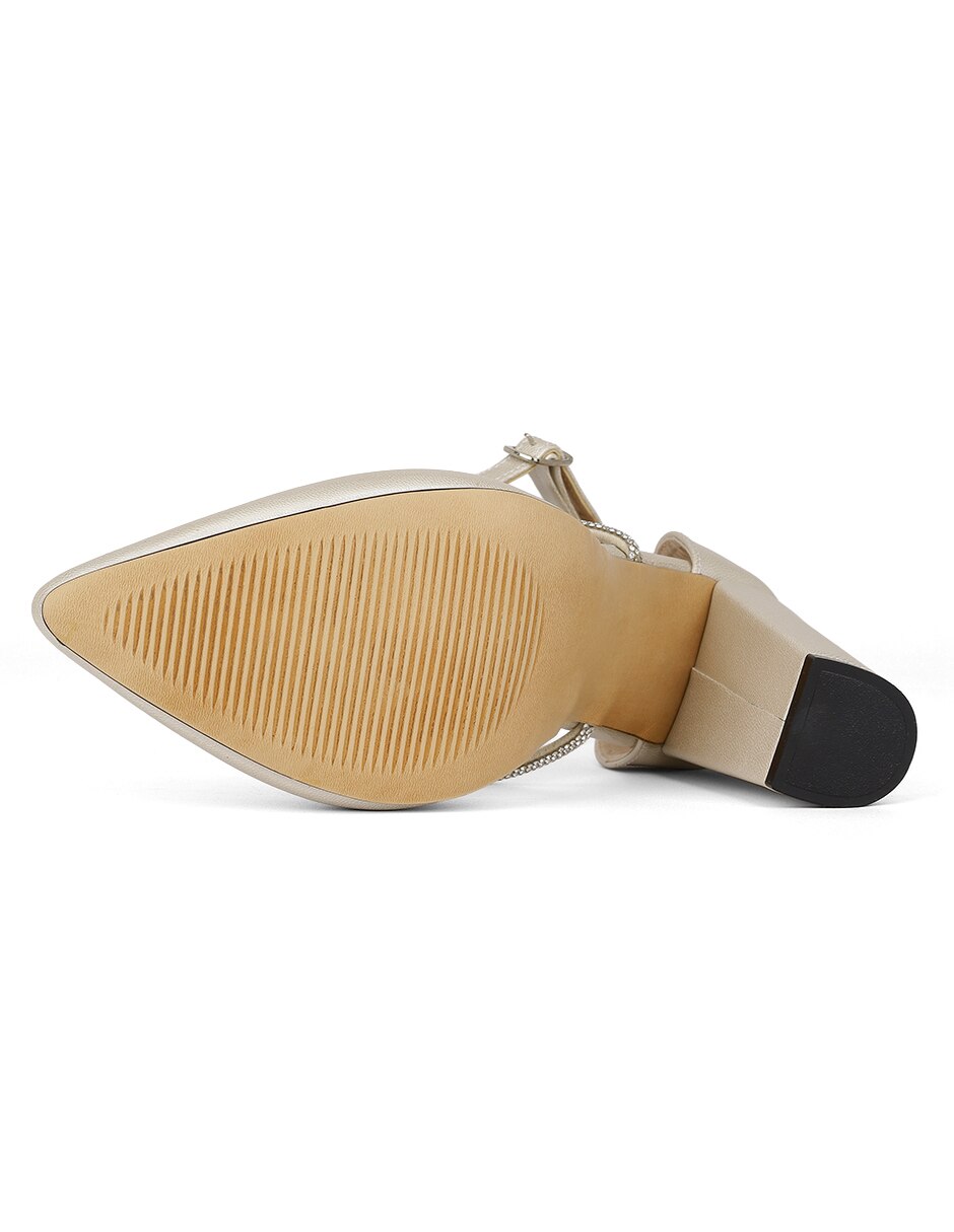 Zapatilla de piel 4
