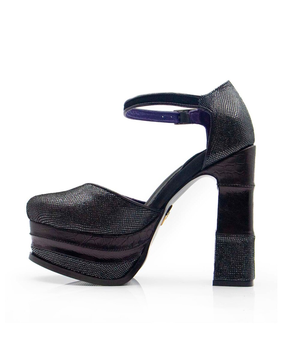 Zapatilla de piel 2