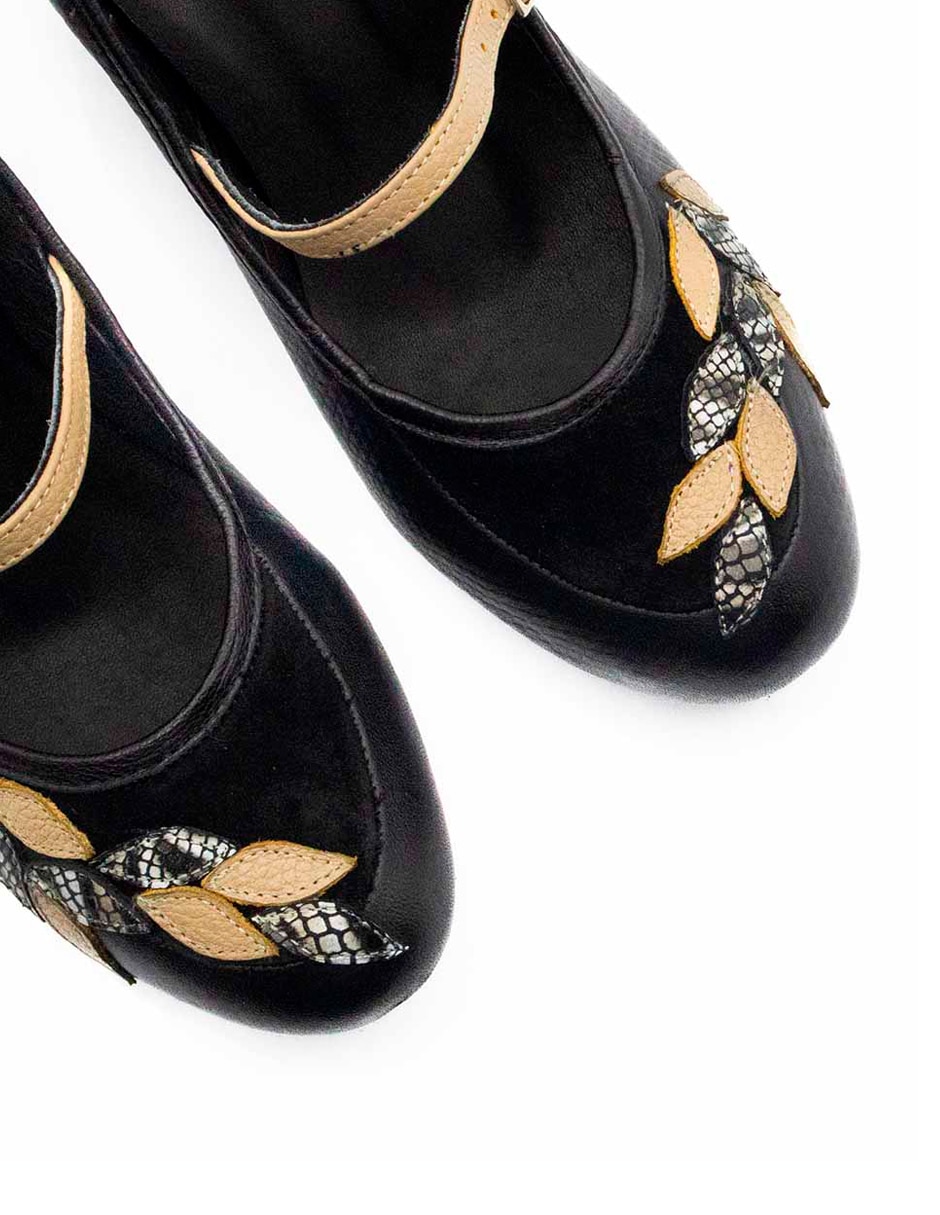 Zapatilla de piel 6