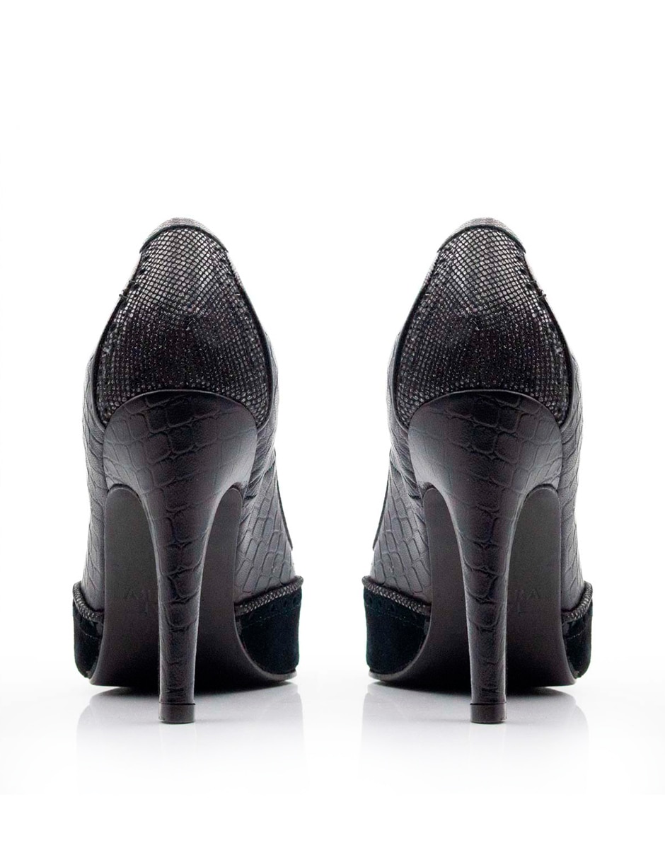Zapatilla de piel 6