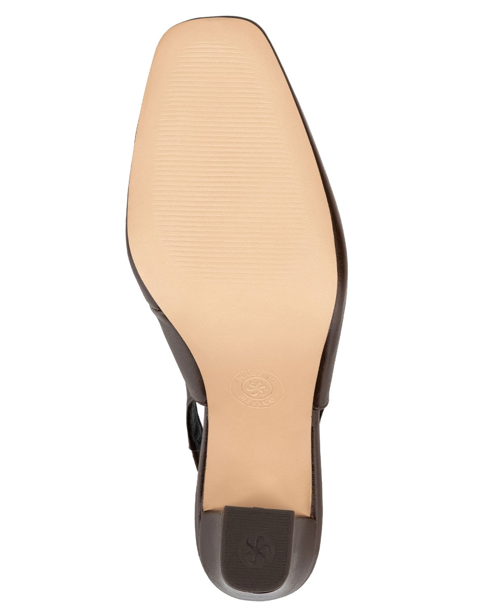 Zapatilla de piel 6