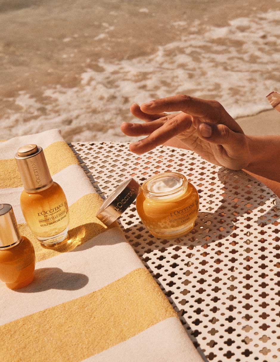 Crema facial recomendada para prevenir signos de la edad Divine para piel normal Crema facial recomendada para prevenir signos de la edad Divine para piel normal